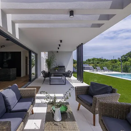 Holiday home Valla By Interhome